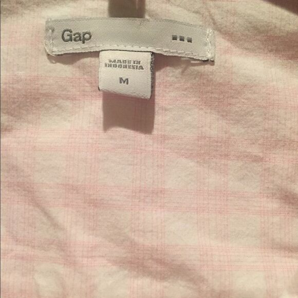 Gap Top  - Picture 3 of 6